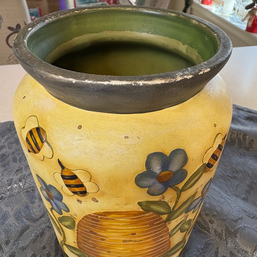 Bob Pottery Homestead Collection Art Work By Karen Hilliard Crouch - Picture 7 of 8